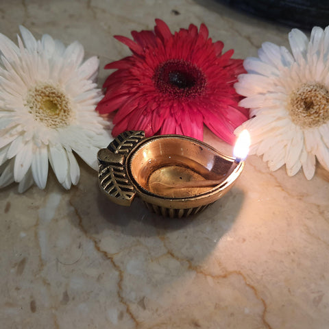 Indian Diwali Oil Lamp Pooja Diya Brass Light Puja Decorations Mandir Decoration Items Table Home Backdrop Decor Lamps Made in India Decorative Wicks Diyas Mango Shape Laxmi Vilakku Set of 6 - Gold - Divya Mantra