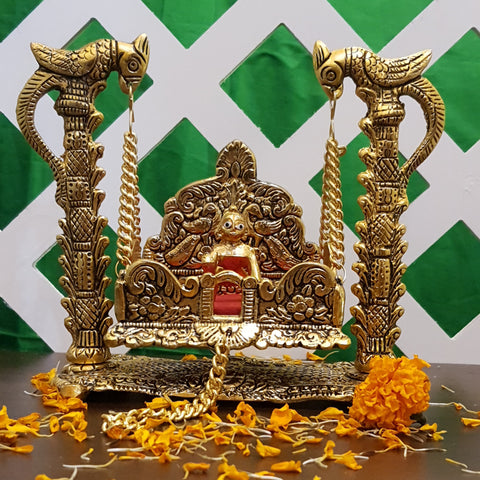 God images: Kanha na hindola darshan image | Holiday decor, Christmas tree,  Holiday